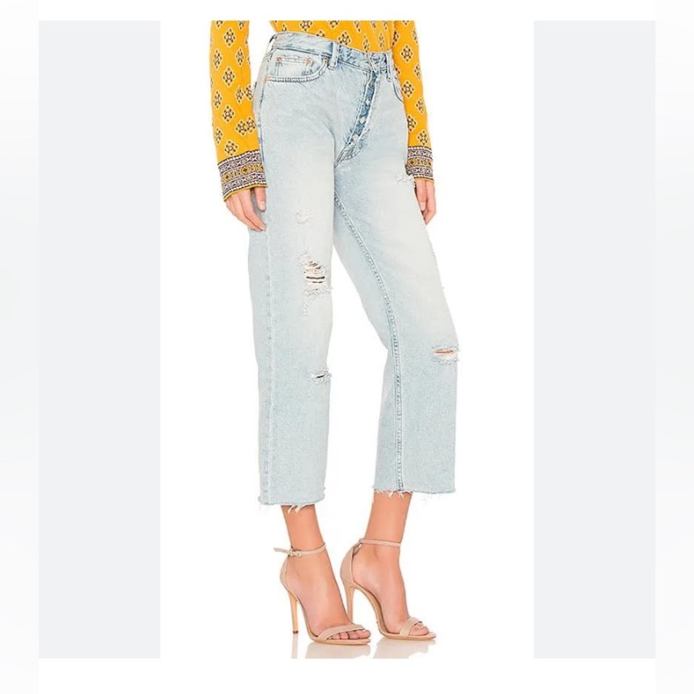 Free People x We The Free Montauk Distressed Wide Leg Cropped Jeans. Size 30
